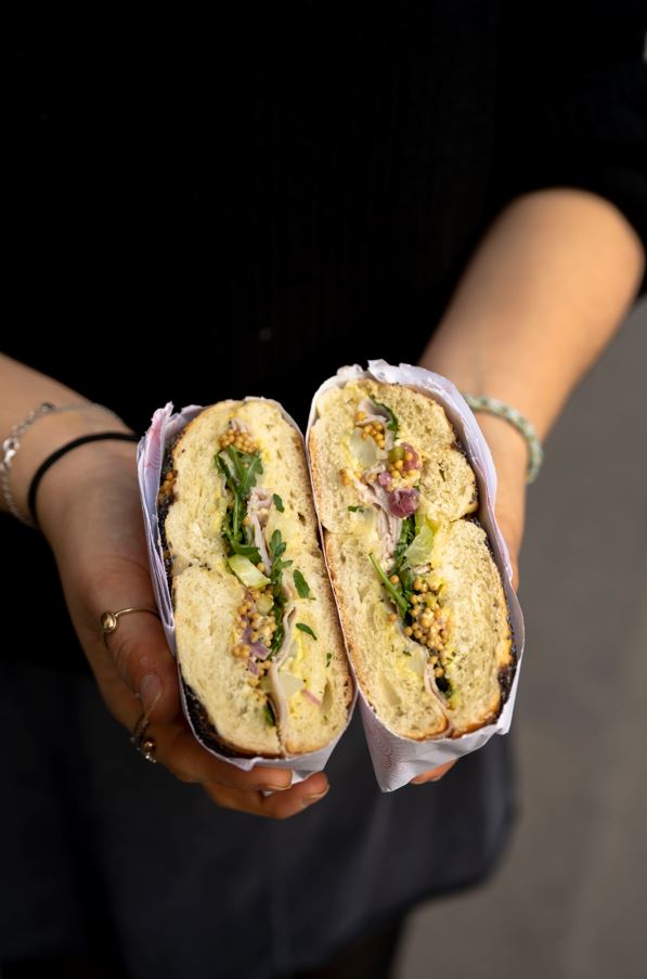 LE DELI (K)