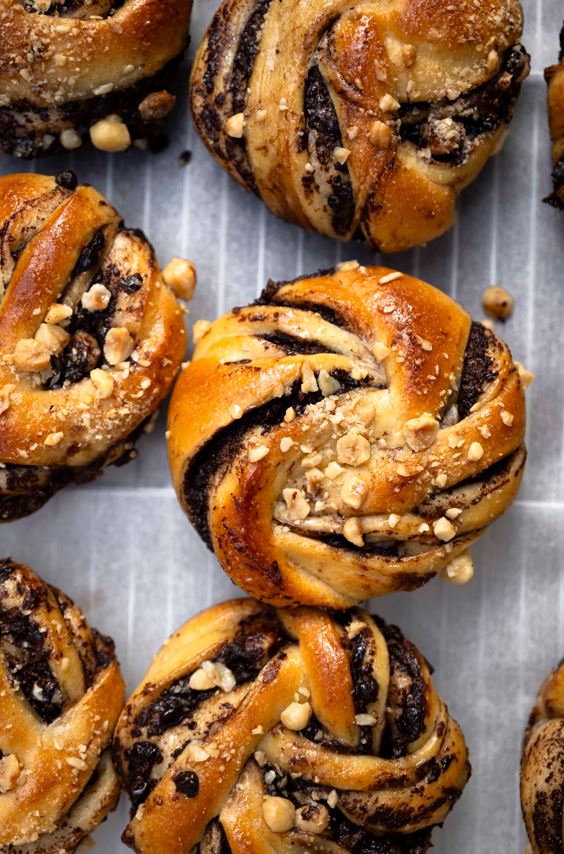 BABKA ROLL CHOCOLAT NOISETTES